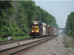 CSX 8662 on Q363 